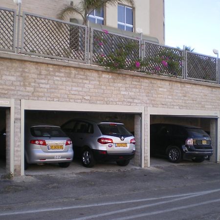 Marom Hotel Haifa Bagian luar foto