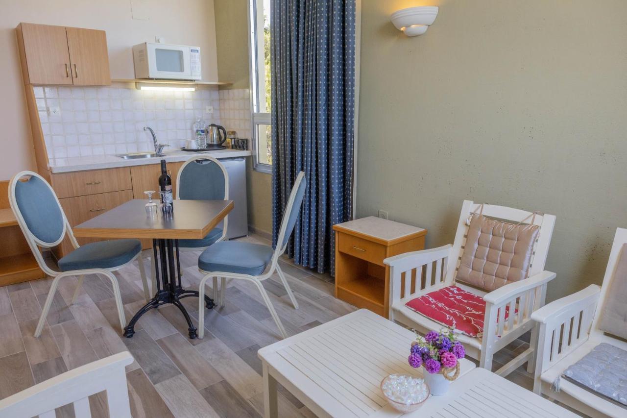 Marom Hotel Haifa Bagian luar foto