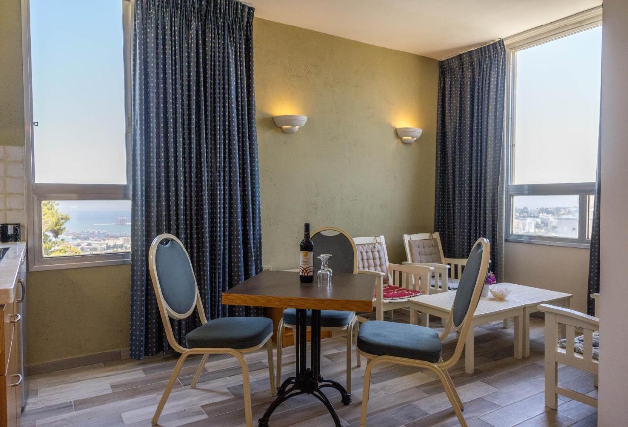 Marom Hotel Haifa Bagian luar foto