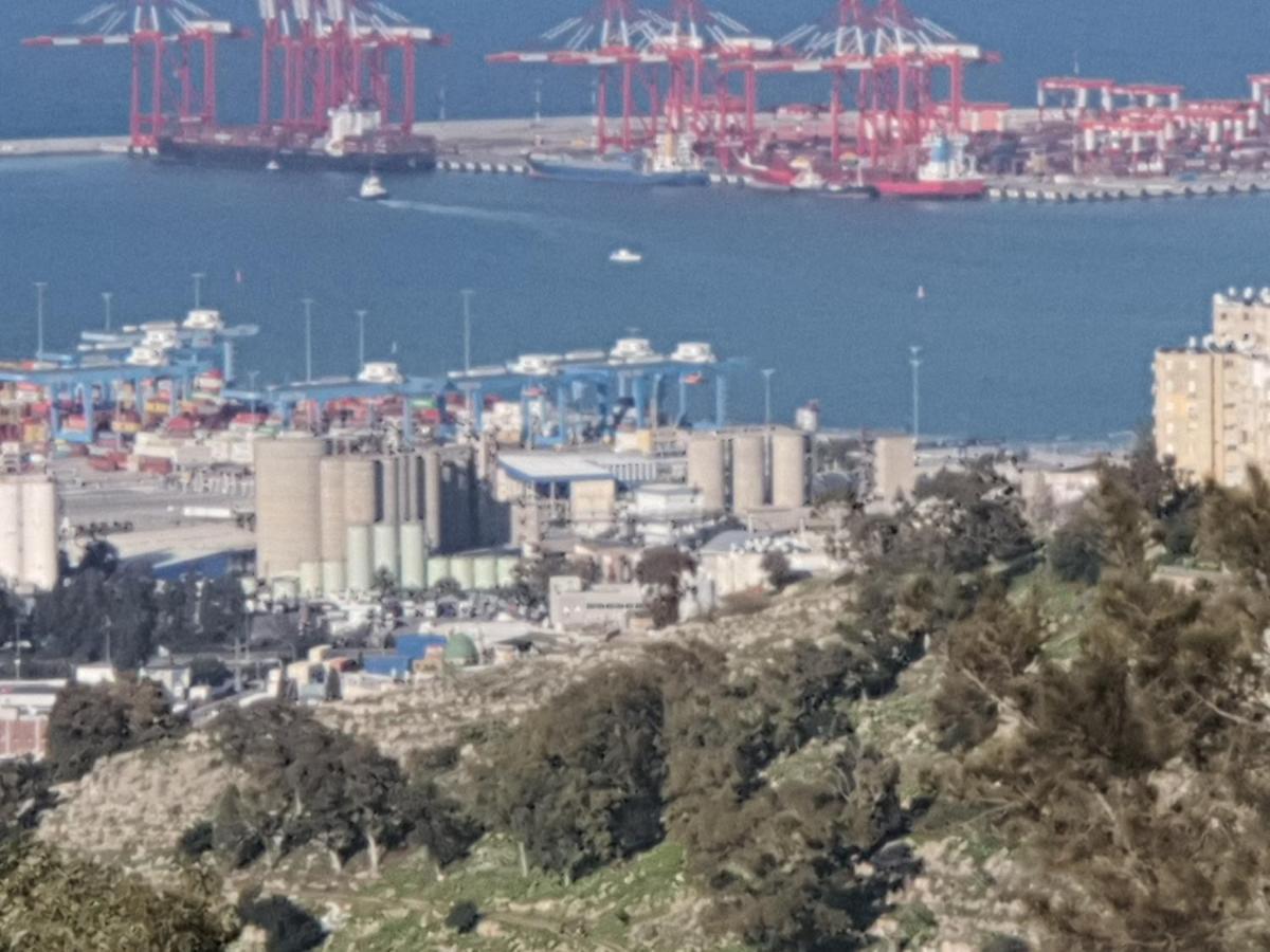 Marom Hotel Haifa Bagian luar foto