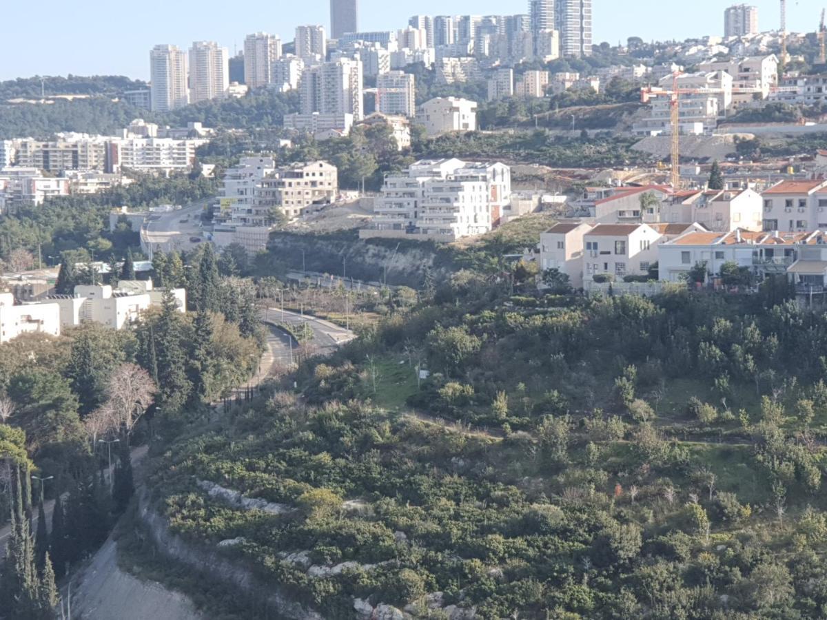 Marom Hotel Haifa Bagian luar foto