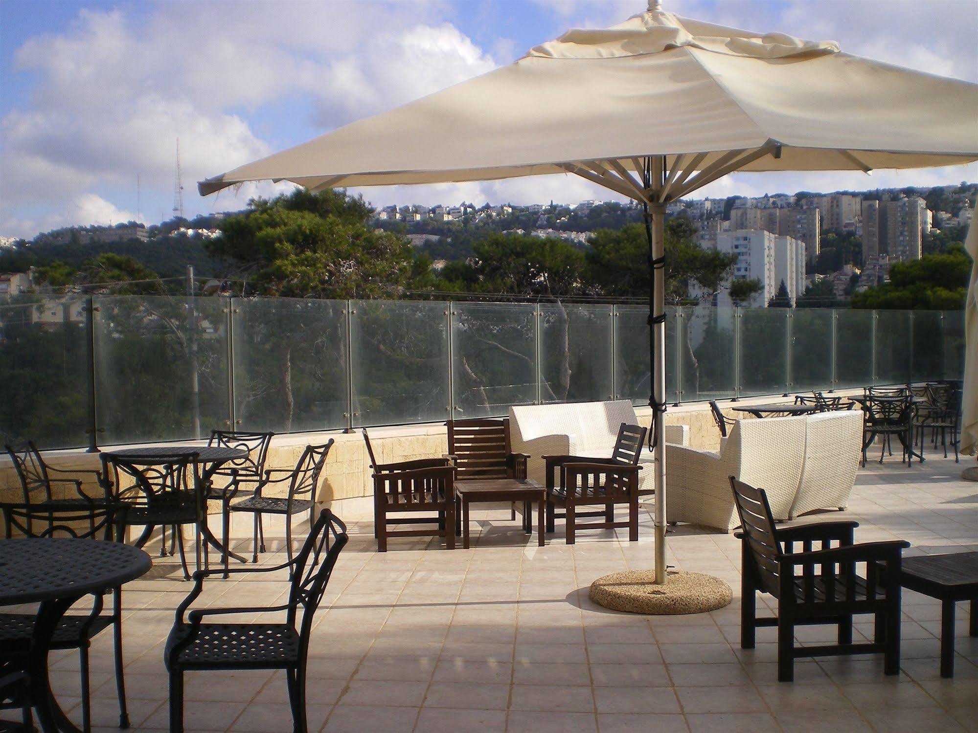Marom Hotel Haifa Restoran foto