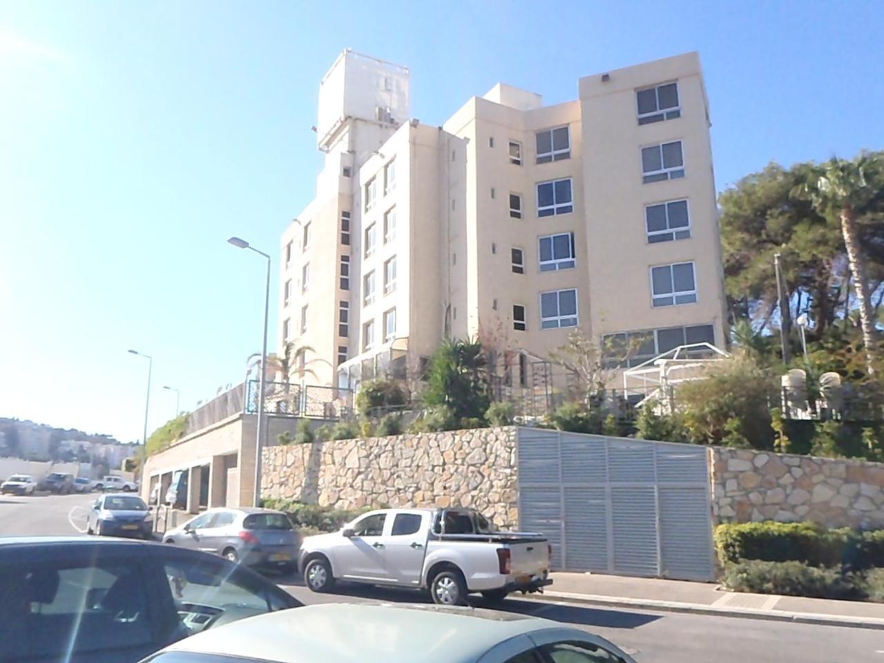 Marom Hotel Haifa Bagian luar foto