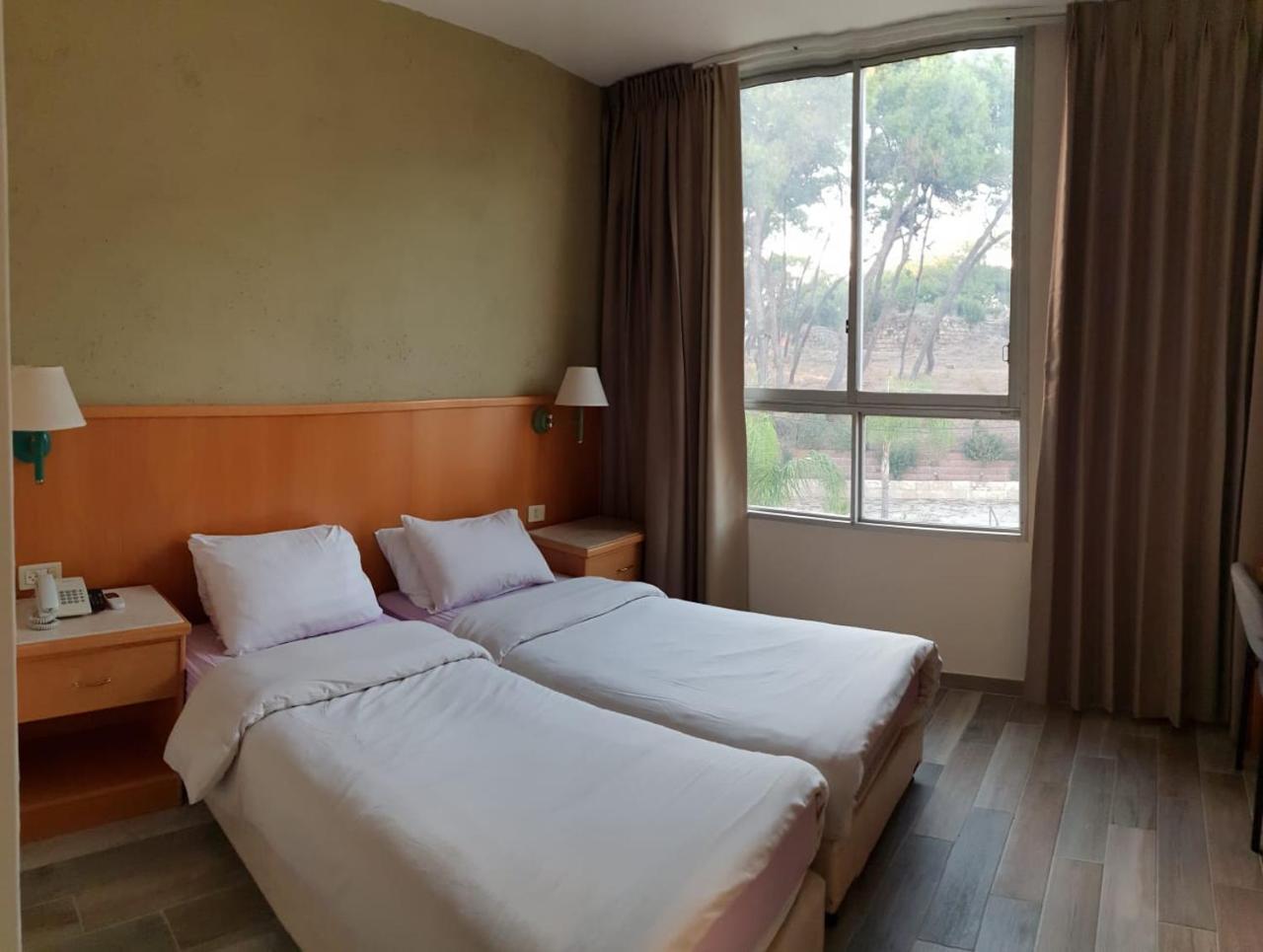 Marom Hotel Haifa Bagian luar foto